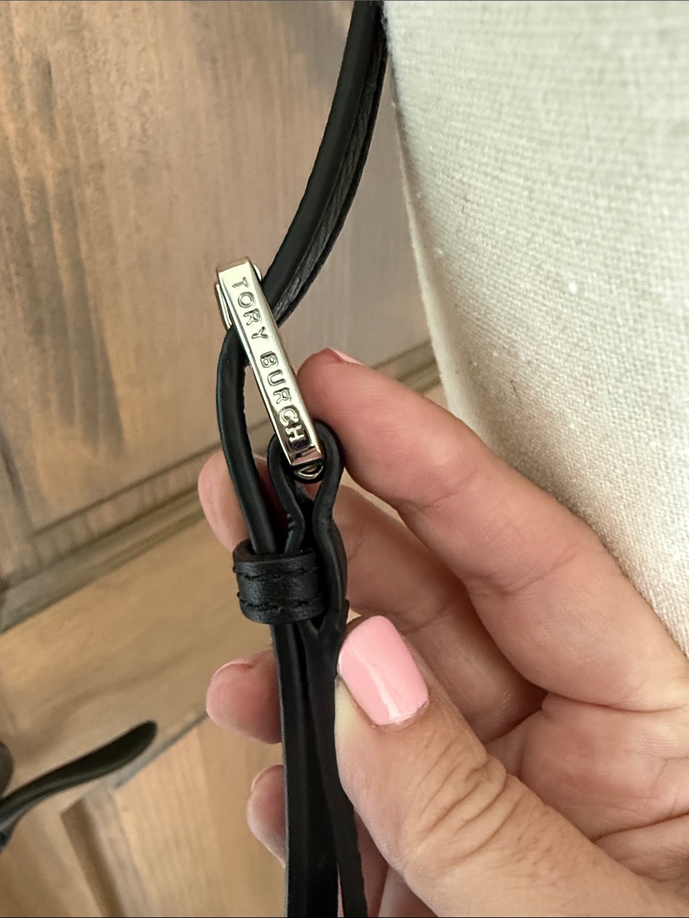 Tory Burch Thea Black Pebbled Leather Tassel Drawstring Mini Crossbody Wallet - Picture 9 of 11